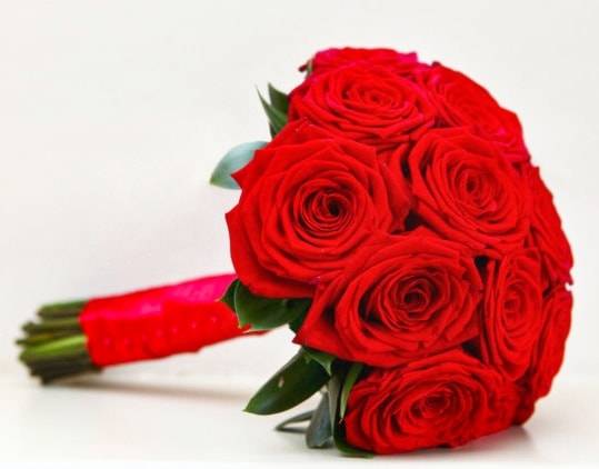 Букет невесты из 11 красных роз